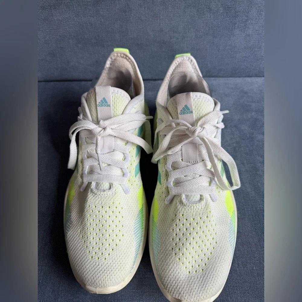 Adidas Fluidflow 2.0Bounce Womens Running Shoes SZ 8 Yellow Blue Sneakers